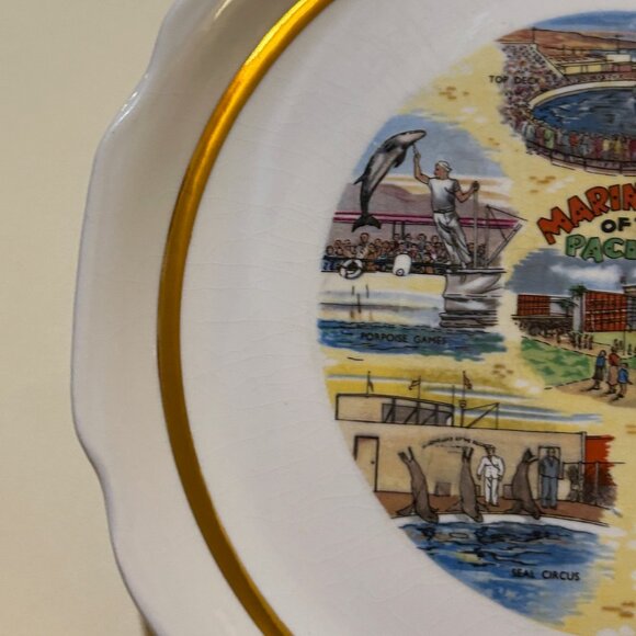 Marineland of the Pacific Large Ceramic Decorative Collectible Souvenir Plate - Picture 6 of 7